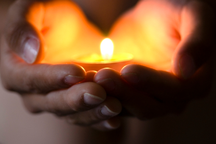 candle in the hand